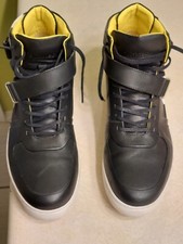 BLACK  LEATHER SNEAKER SHOES CALVIN KLEIN HIGH FASHION   RARE