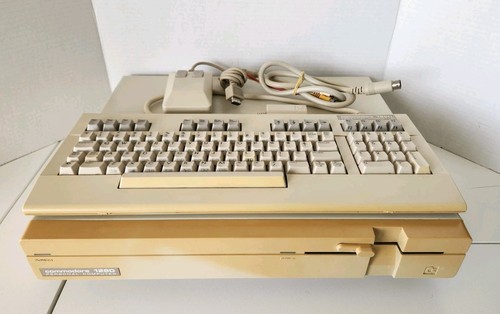 Vintage commodore 128d - vintage,