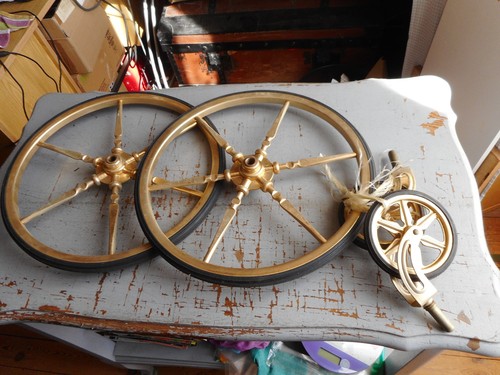 Lot roues ancien pour - de,