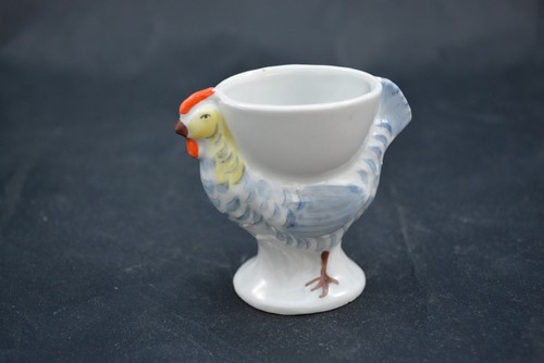 Ancien coquetier porcelaine - en,