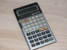 Calculatrice Scientifique Casio FX-3900P avec 2 piles CR-2032 100% neuves !