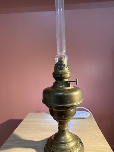 Lampe pétrole ancienne - lampe,