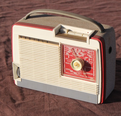 Poste radio transistor - transistor, radiola