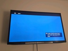 Sony Bravia KDL-32R400A 32" TV  With Remote