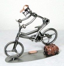 Vélo mountainbike descente Hinz & Kunst en acier.