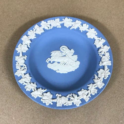 Wedgwood jasperware blue - wedgwood,