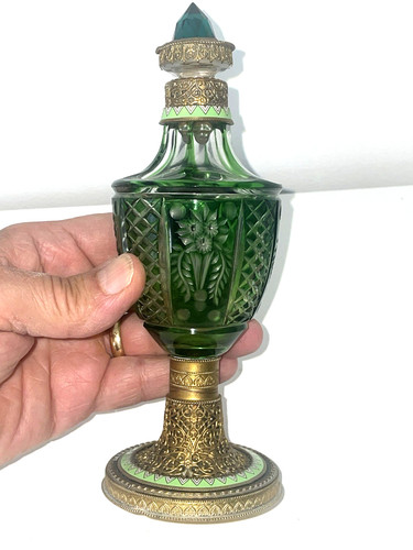Superbe flacon cristal taillé