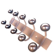 PORTE-MANTEAUX EN MÉTAL