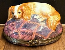 Limoges S.T.E.-Corot Resting Cavalier King Charles Spaniel Trinket Box Vtg NOS