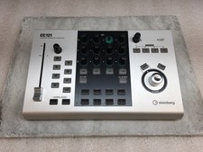 Steinberg CC121 USB Controller Advanced Integration Controller - Read