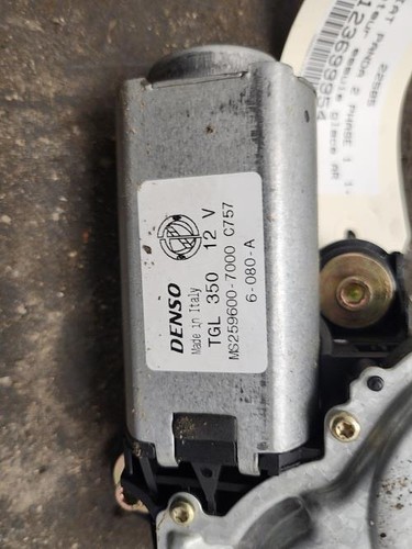 Moteur essuie glace arriere