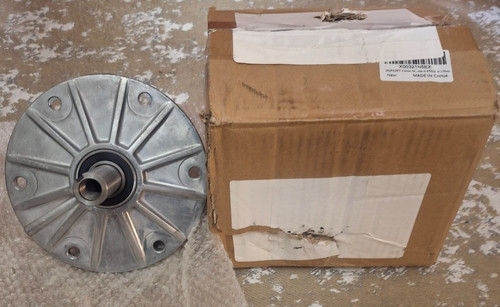 Center mower spindle assembly - mower,