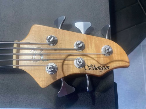 Guitare basse moscato custom - moscato,