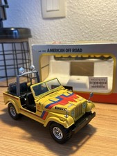 R338 - Voiture miniature 1/24