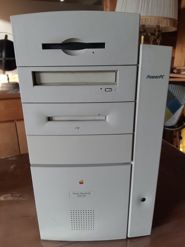 Vintage power macintosh - vintage,