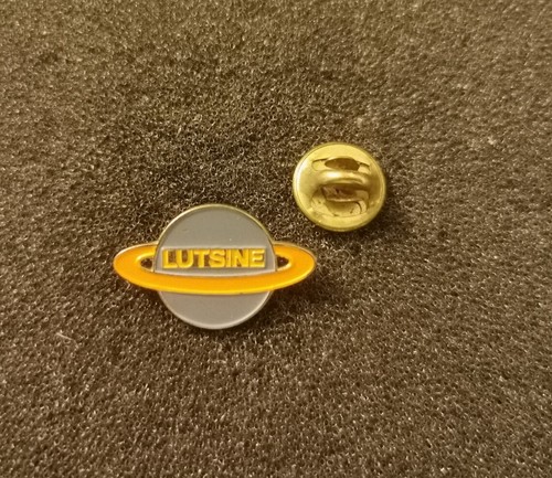 Pin planète lutsine - pin's, produit