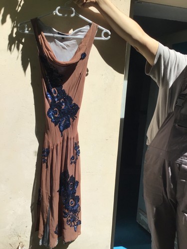 Robe soie brodée - antik, batik