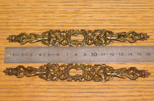 VINTAGE ancien PLAQUE de poignée porte BUFFET armoire MEUBLE serrure à MOBILIER