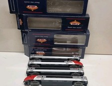 Hornby Virgin Voyageur 4