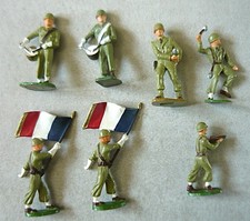 Starlux Lot 7 Militaires