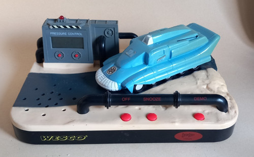 Captain scarlet spectrum - scarlet,