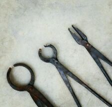Lot de 3 pinces de forgeron, enclume de marteau de forge et étau outils fabri...