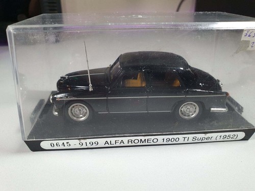 Alfa romeo 1900 berline police - alfa,