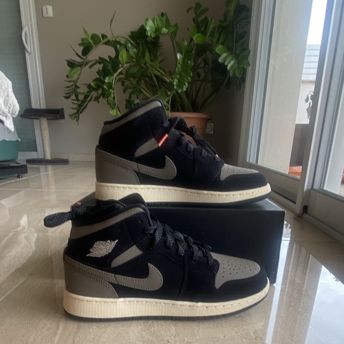 Jordan air mid se - air,