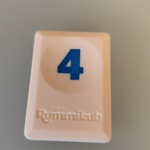 Tuile chiffre bleu jeu - chiffre, 4
