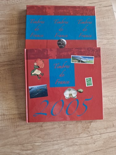 Livre des timbres france - le,