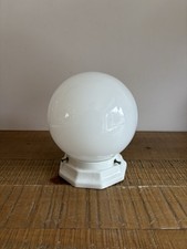 Ancien Plafonnier Luminaire Globe Boule Opaline Support en Porcelaine H18Cm