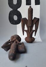 Pair of 19th Century Cast Iron Gate/Pillar Ornaments.