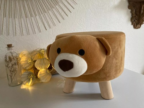Tabouret en peluche - ⚜️,