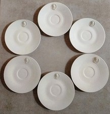 6 Soucoupes Porcelaine