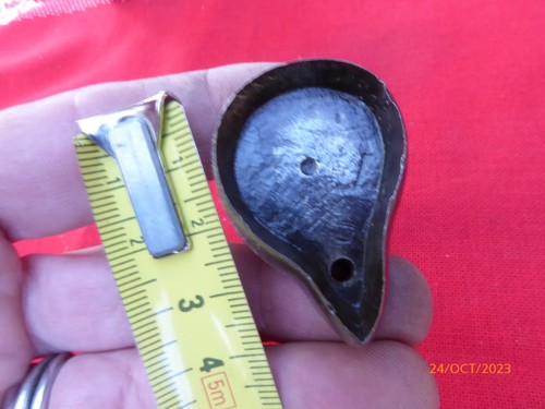 Emporte piece outil ancien - outil,