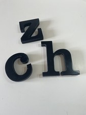 JOLIE LETTRE C H Z D’ENSEIGNE DE MAGASIN EN BOIS MÉDIUM NOIR COLLECTION DECO