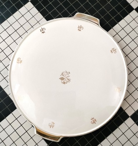 Ancien plat gâteau la - de,