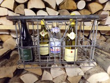 Ancien casier à bouteilles métallique,cave,décoration,vins