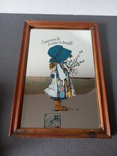 VINTAGE CADRE MIROIR HOLLY HOBBIE 34 Cm X 23 Cm "Commencer La Journée En Beaute"