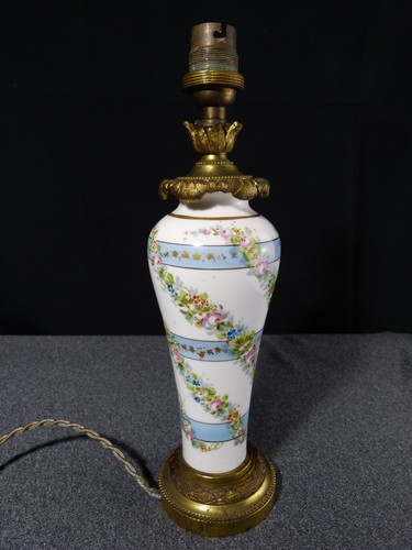 Pied lampe ancienne - pied,