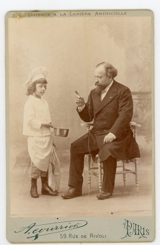 Photo cabinet c1890 - photo,