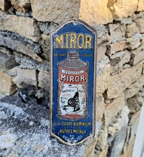 Ancienne Plaque Tôle