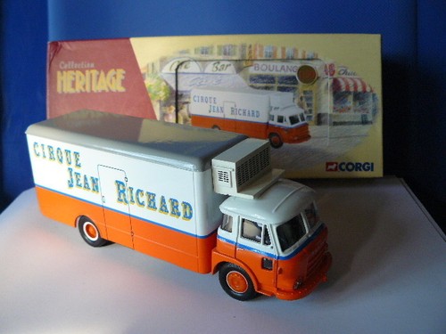 Corgi classics pinder - corgi, saviem