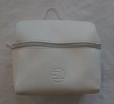 Ericson Laboratoire - White