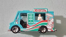 HOT WHEELS 1/64. FOOD TRUCK