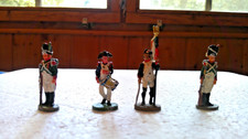 LOT N°2  DE 4 SOLDATS de
