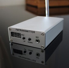 Digital Wirelss Headphone Stereo FM Transmitter Audio Transmission 1/50mW 0.5/5w