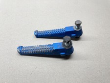 Peugeot TKR Furious 50 - Genuine Foot Pegs Left and Right Foot Rest (89)