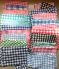 pièces de tissu vichy bleu  rouge vert noir rose... 1kg325 de 20 à 80cm chacun