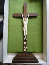 Crucifix en bois, autel familial ou particulier janseniste XVII°